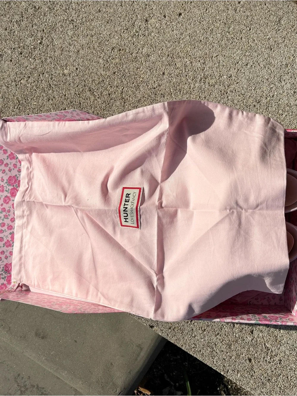 Hunter x LoveShackFancy Light Pink Floral Short Rain Boots - Picture 9 of 11